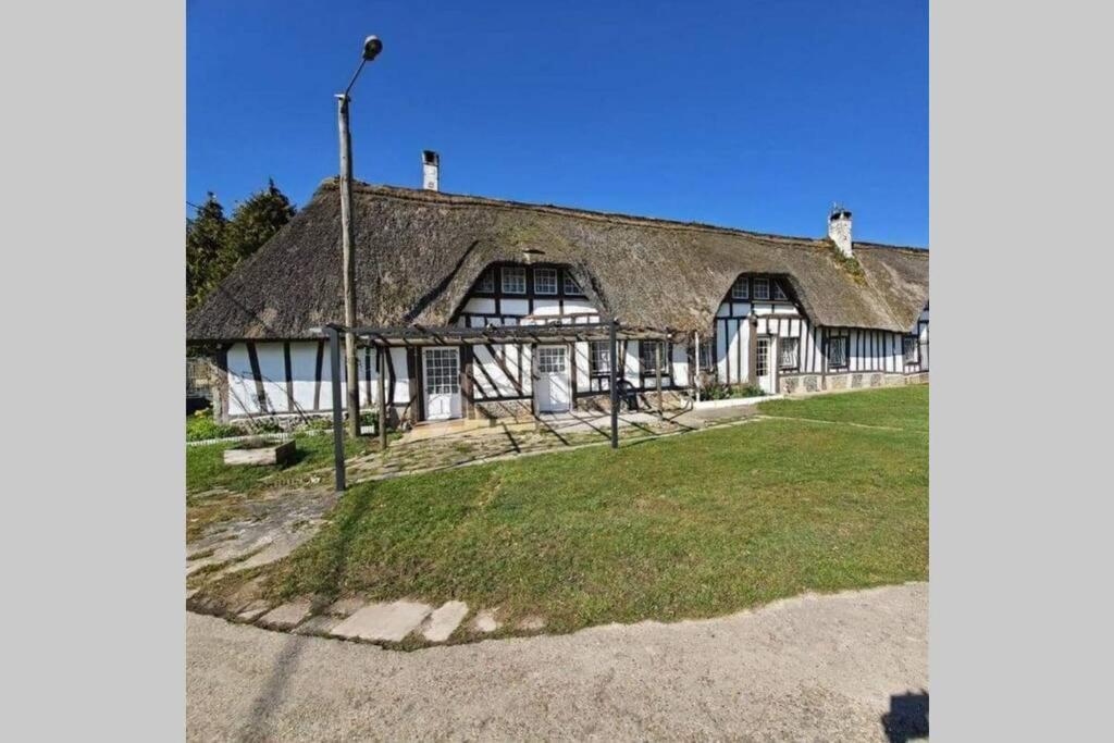 Chaumiere Du Chateau D'O Et Sa Mini Ferme ,Gite 21Couchages Goupil-Othon Exterior foto