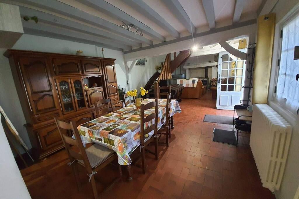 Chaumiere Du Chateau D'O Et Sa Mini Ferme ,Gite 21Couchages Goupil-Othon Exterior foto