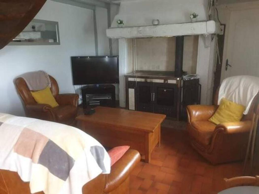 Chaumiere Du Chateau D'O Et Sa Mini Ferme ,Gite 21Couchages Goupil-Othon Exterior foto